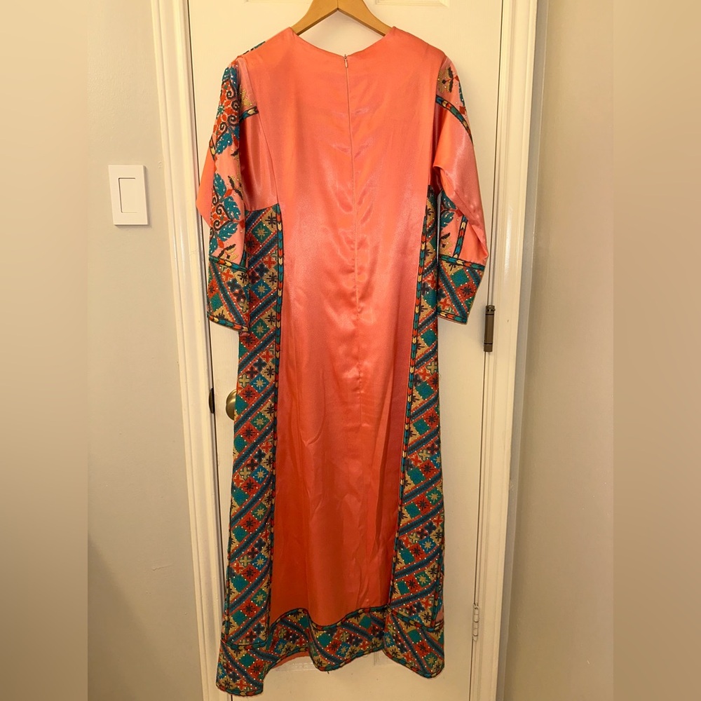 Vibrant Patterned Dress - Picture 4 of 7